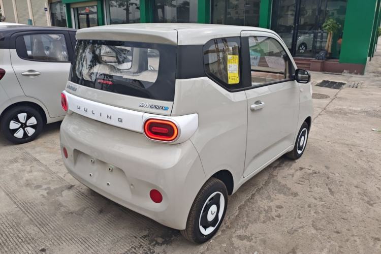 Used Wuling Hongguang MINIEV 2024 3rd Generation 215km Youth Edition
