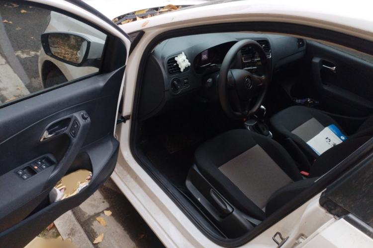 Used Volkswagen Polo 2016 1.4L Automatic Trendy Model
