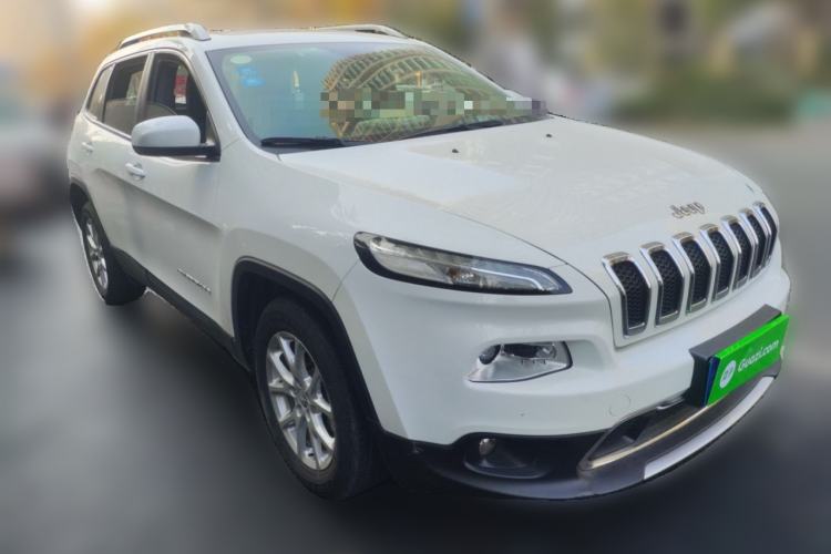 Used  Cherokee 2017 2.0L Superior Edition
