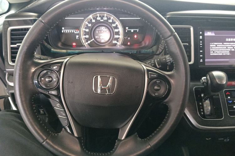 Used Honda Elysion 2016 2.4L Style Edition