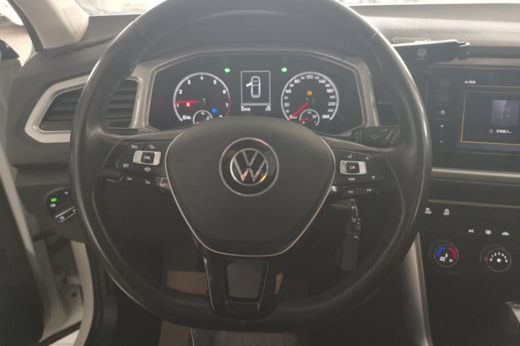 Used Volkswagen T-ROC 2021 280TSI DSG Two-Wheel Drive Elite Connect Edition

