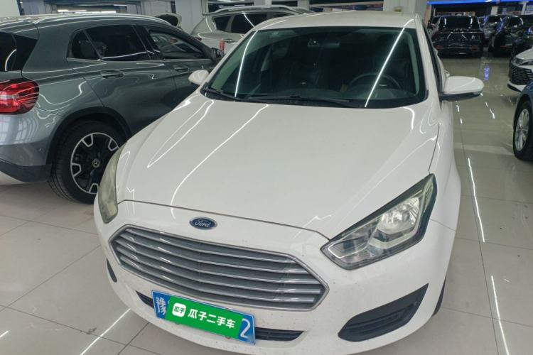 Used Ford Escort 2019 Revised 1.5L Automatic ZhiXiang Version China VI Standard
