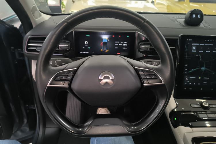 Used Nio ES8 2018 355 km Base Version 7-Seater Edition
