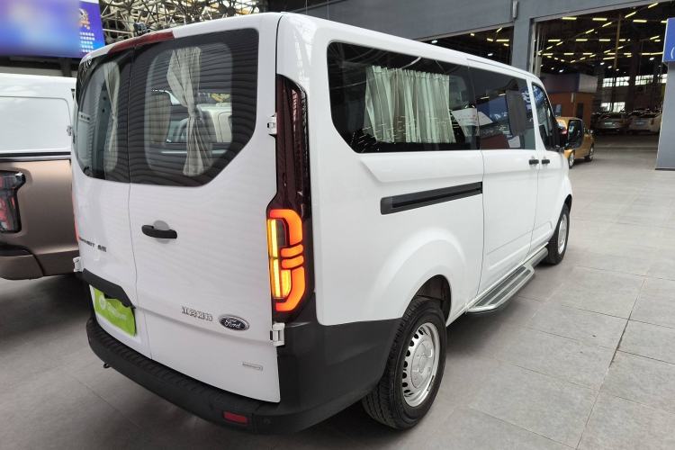 Used Ford Transit 2023 2.0T Gasoline Automatic Multi-Purpose Commercial Vehicle Mid-Drive Low-Roof Design 5/6 Seats