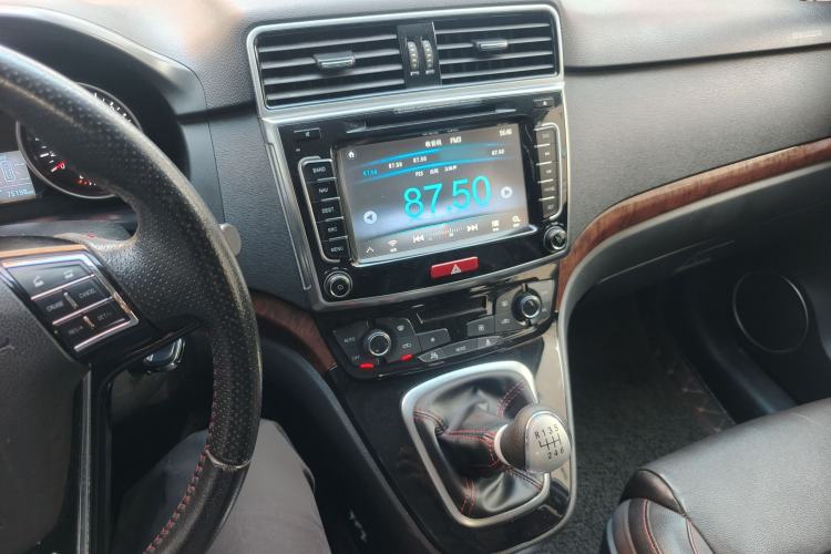 Used Haval H6 2014 Sport Version 1.5T Manual Two-Wheel Drive Elite Edition
