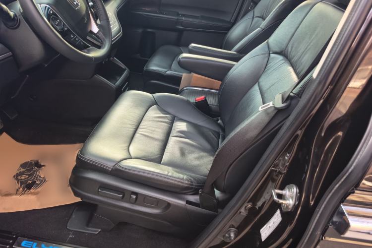 Used Honda Elysion 2016 2.4L Style Edition
