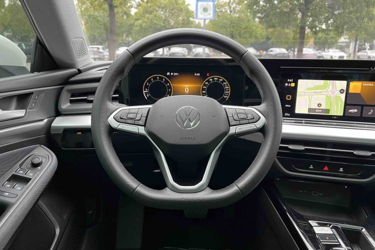 Used Volkswagen Lamando 2022 Lavida L 280TSI DSG Hot Edition
