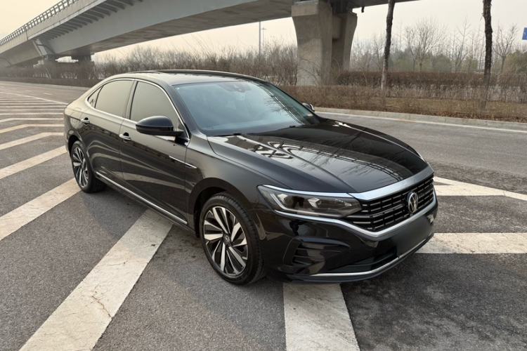 Used Volkswagen Passat 2022 330TSI Luxury Edition
