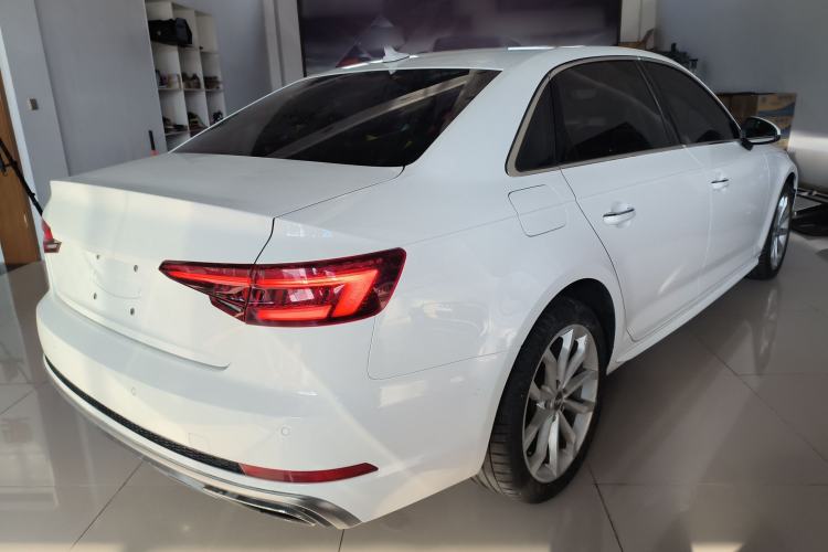 Used Audi A4L 2019 40 TFSI Fashion Version China V