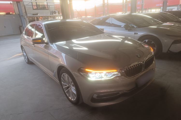 Used BMW 5 Series New Energy 2020 530Le Luxury Package
