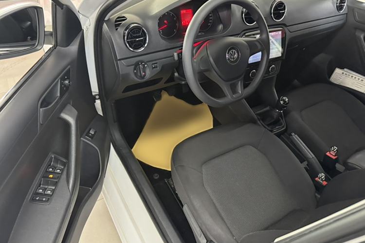 Used Volkswagen Jetta 2017 1.4L Manual Fashion Edition