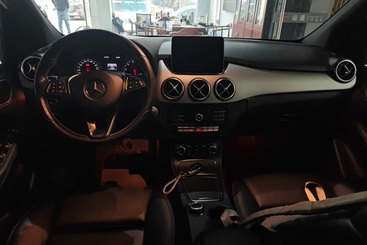 Used Mercedes-Benz B-Class 2019 B 200 Sport Edition