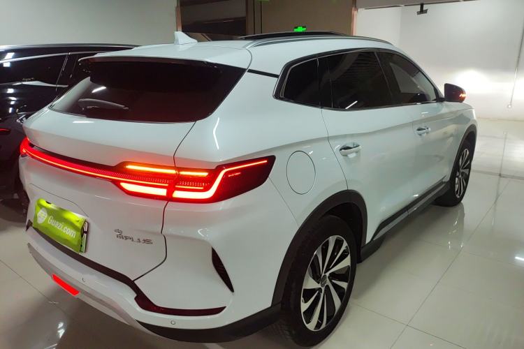 Used BYD Song PLUS New Energy 2023 Champion Edition EV 520KM Prestige Model
