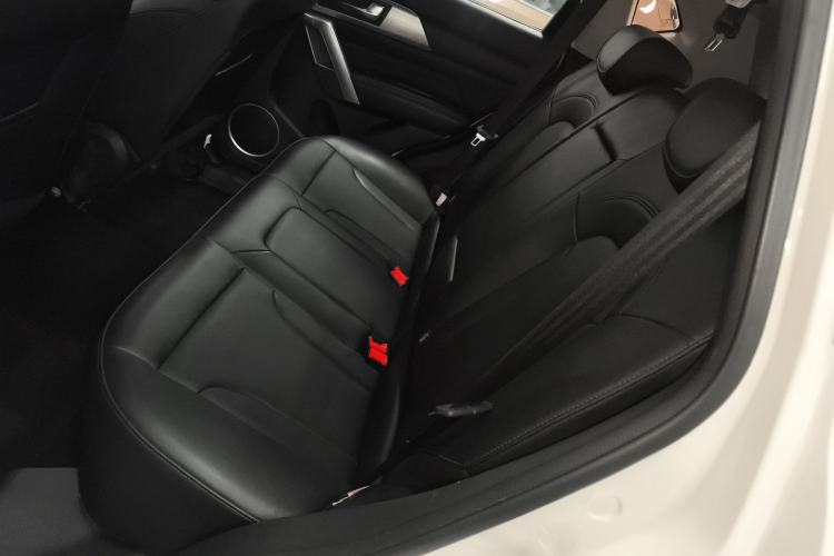 Used Haval H2 2018 Blue-Label 1.5T Dual-Clutch Two-Wheel-Drive Luxury Model
