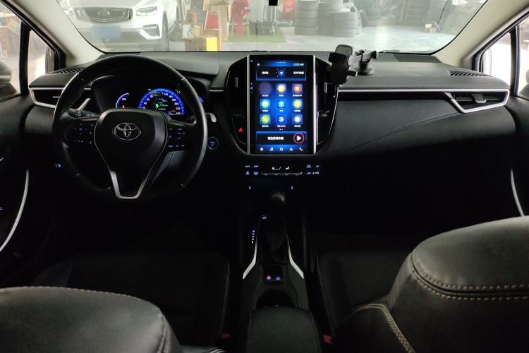 Used Toyota Corolla 2021 Dual-Motor 1.8L E-CVT Flagship Edition
