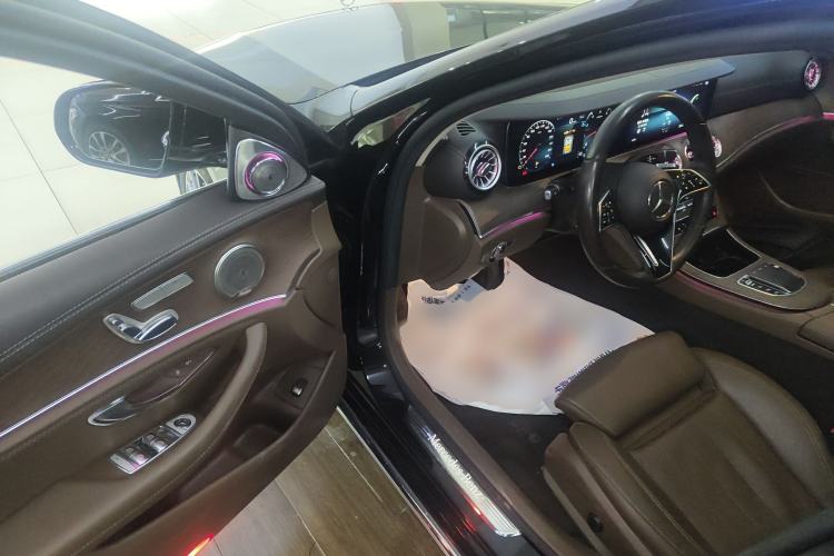 Used Mercedes-Benz E-Class 2021 Facelift E 260 L
