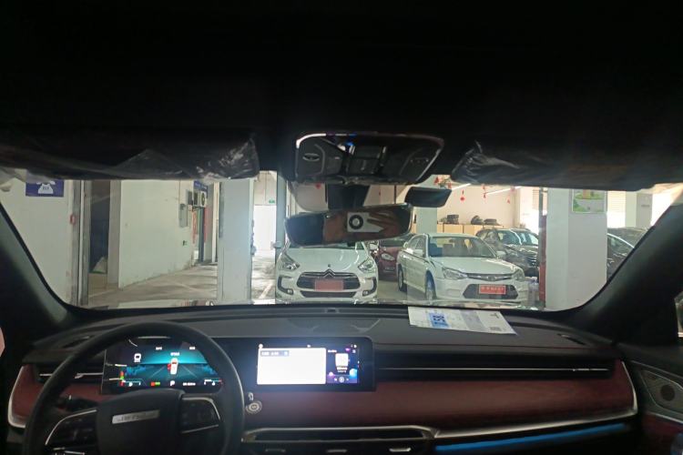 Used JETOUR X70 PLUS 2023 1.5T DCT Brave PLUS 7-Seater