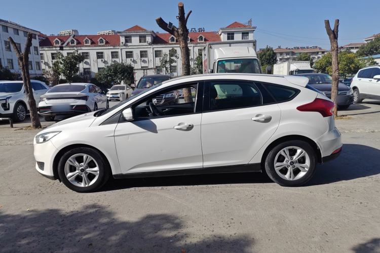 Used Ford Focus 2018 Hatchback Classic 1.6L Automatic Comfort Plus SmartDrive Edition
