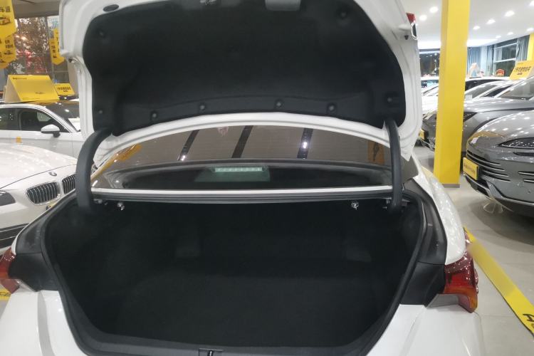 Used Toyota Avalon 2019 2.0L Luxury Edition China VI Standard
