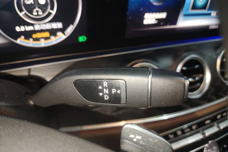 Used Mercedes-Benz E-Class 2018 Facelift E 200 L Sport Edition
