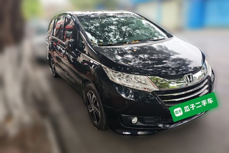 Used Honda Odyssey 2015 Updated Version 2.4L Smart Edition