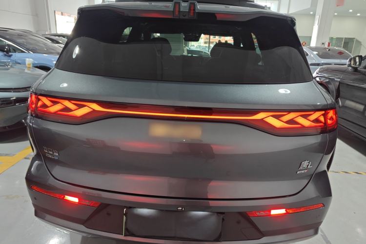 Used BYD Tang L 2025 DM 175KM Drone Player Edition
