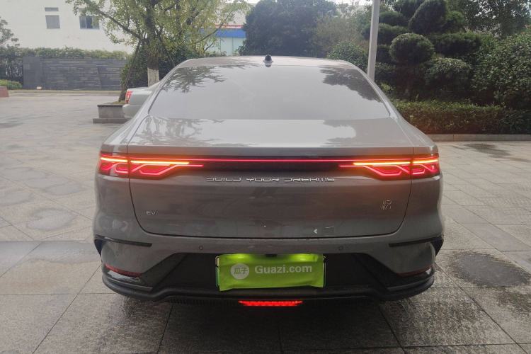 Used BYD Han 2025 EV Intelligent Driving Edition 701KM LiDAR Deluxe Model
