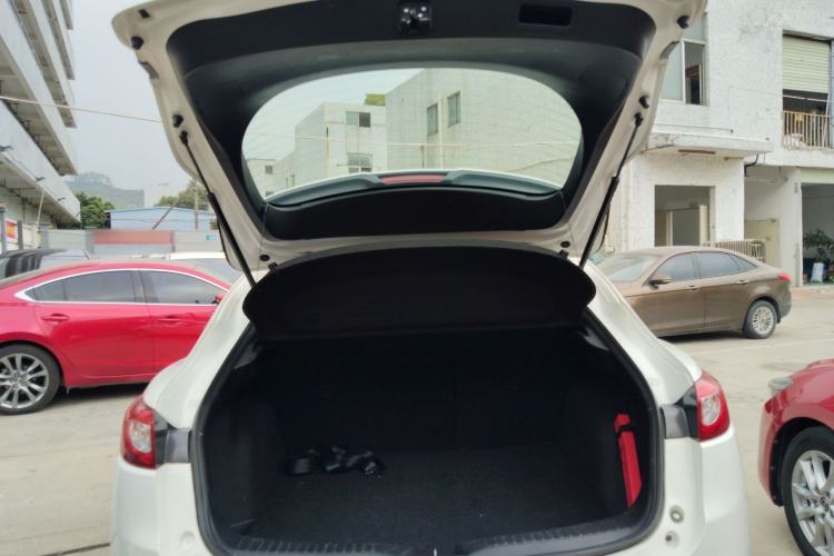 Used Mazda CX-4 2018 2.0L Automatic Two-Wheel Drive Blue Sky Dynamic Version China VI Standard