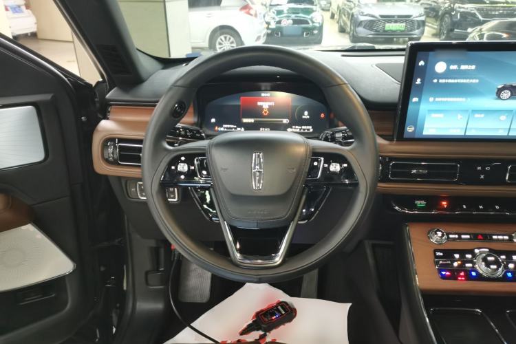 Used Lincoln Aviator 2020 3.0T V6 All-Wheel Drive Executive Version