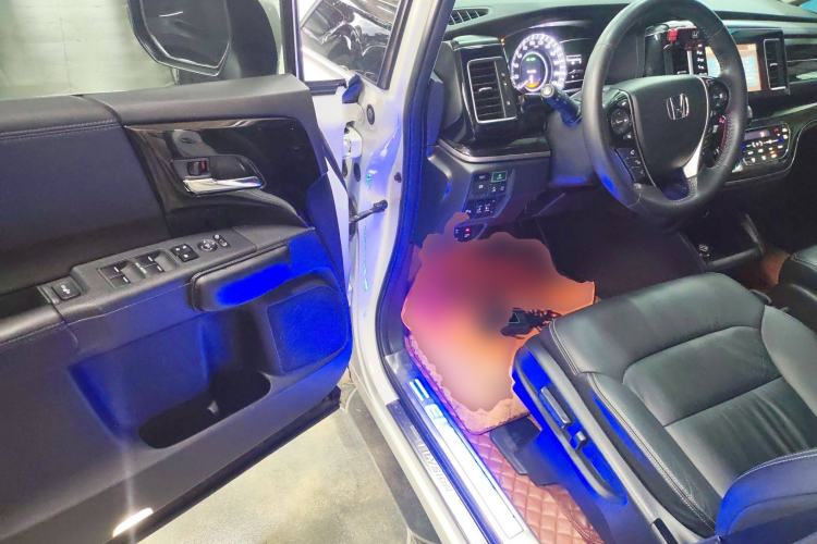 Used Honda Elysion 2019 2.0L Hybrid Supreme Edition
