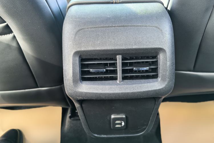 Used Chevrolet Equinox 2019 535T Automatic YuJie Edition China VI