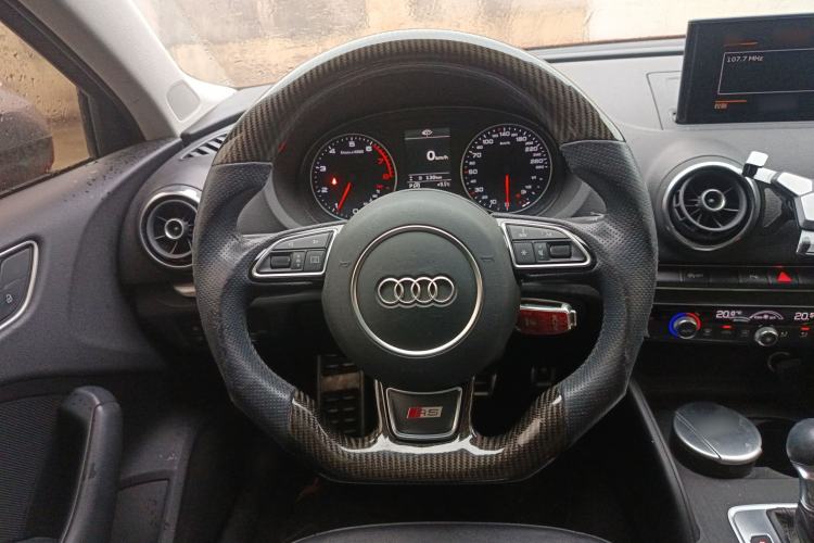 Used Audi A3 2014 Limousine 35 TFSI Automatic Comfort Model
