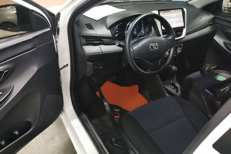 Used Toyota YARiS L 2016 Revised 1.5E CVT Charming Edition
