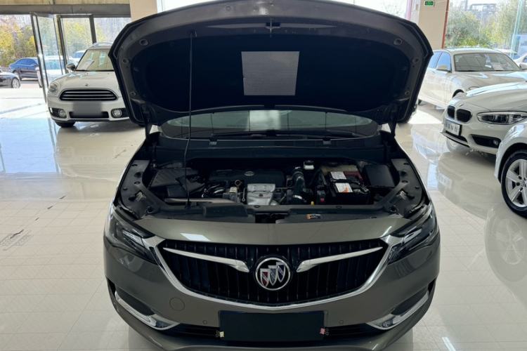 Used Buick GL6 2019 18T 6-Seater Connected Luxury Version China VI Standard
