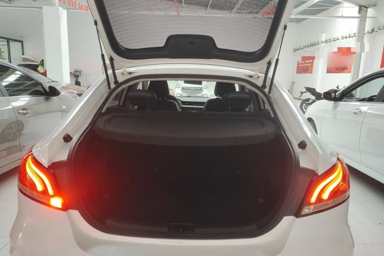 Used MG 6 2019 20T Automatic Sport Edition
