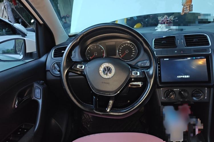 Used Volkswagen Polo 2016 1.6L Automatic Comfort Model
