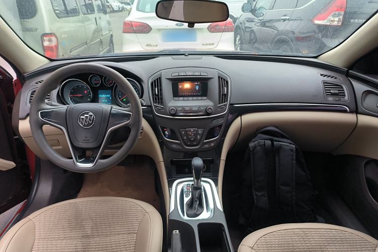 Used Buick Regal 2015 2.0L Leading Fashion Edition
