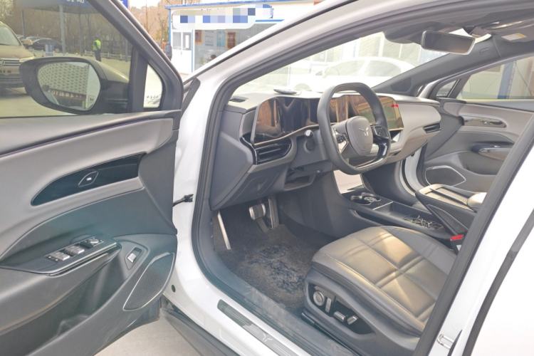 Used Hongqi EH7 2024 690 Pro
