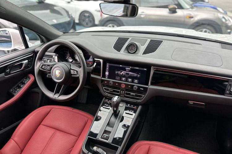 Used Porsche Macan 2022 Macan S 2.9T
