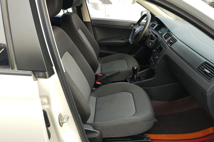 Used Volkswagen Santana 2019 1.5L Manual Fashion Edition China VI Standard
