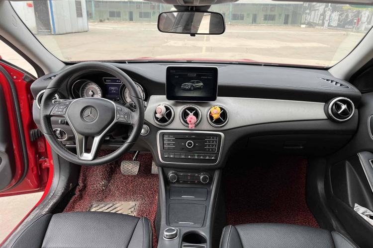 Used Mercedes-Benz GLA 2016 GLA 220 4MATIC Fashion Edition
