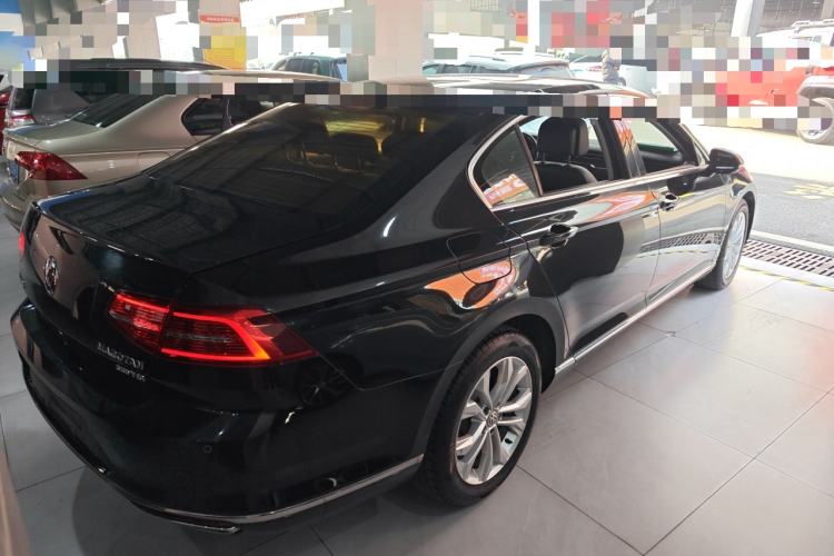 Used Volkswagen Magotan 2018 330TSI DSG Luxury Model