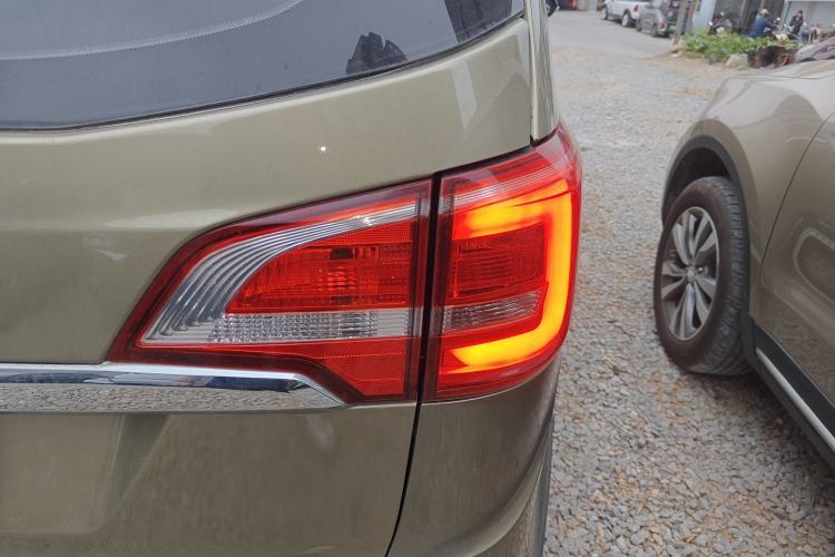 Used Baojun 730 2016 1.5L Manual Comfort Version 7 Seats China V Emission Standard