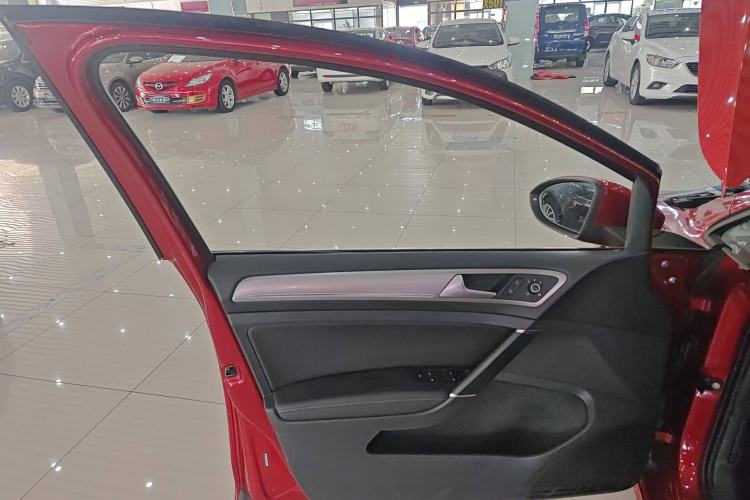 Used Volkswagen Golf 2018 1.6L Automatic Comfort Model
