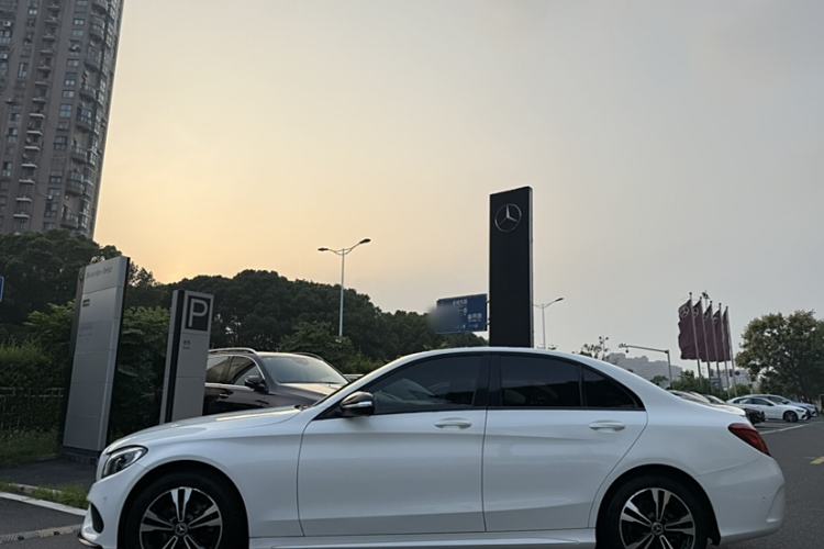 Used Mercedes-Benz C-Class 2017 C 200 Sport Edition