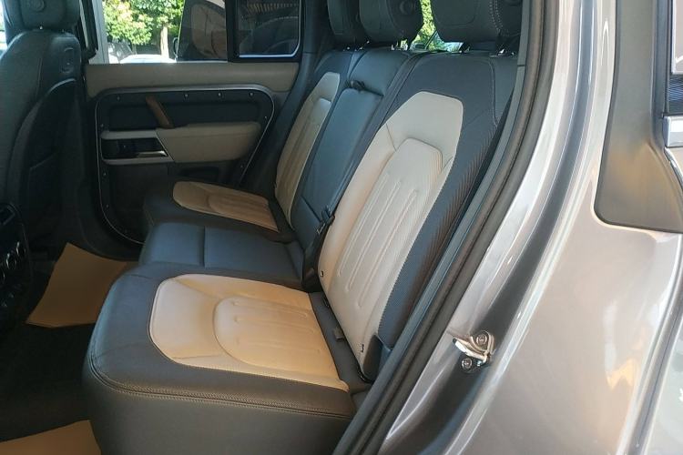 Used Land Rover Defender 2022 110 P400 X-DYNAMIC HSE
