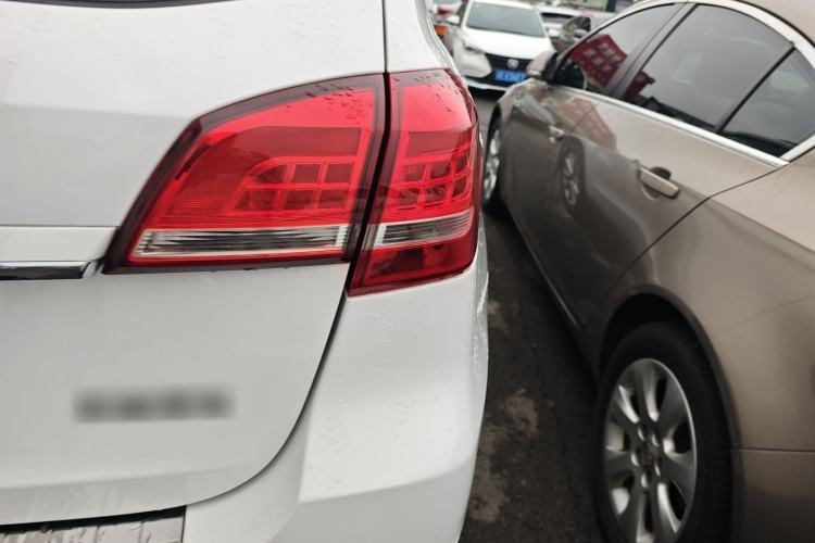 Used Haval H2 2016 Red-Label 1.5T Manual Two-Wheel Drive Luxury Model
