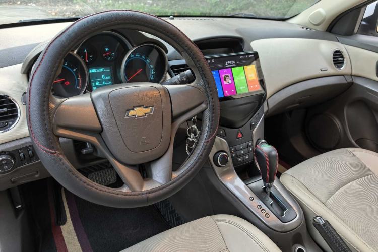 Used Chevrolet Cruze 2015 1.5L Classic SE AT
