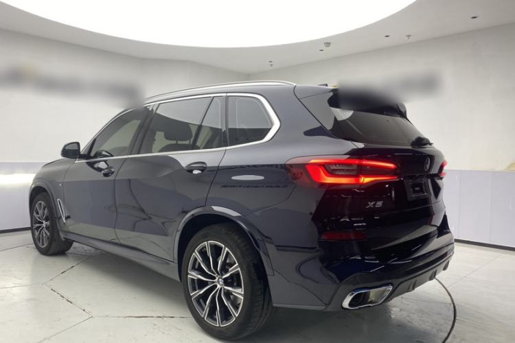 Used BMW X5 2022 Restyled xDrive 30Li M Sport Package
