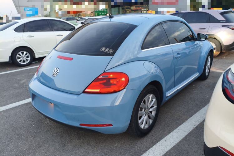 Used Volkswagen Beetle 2015 180TSI model
